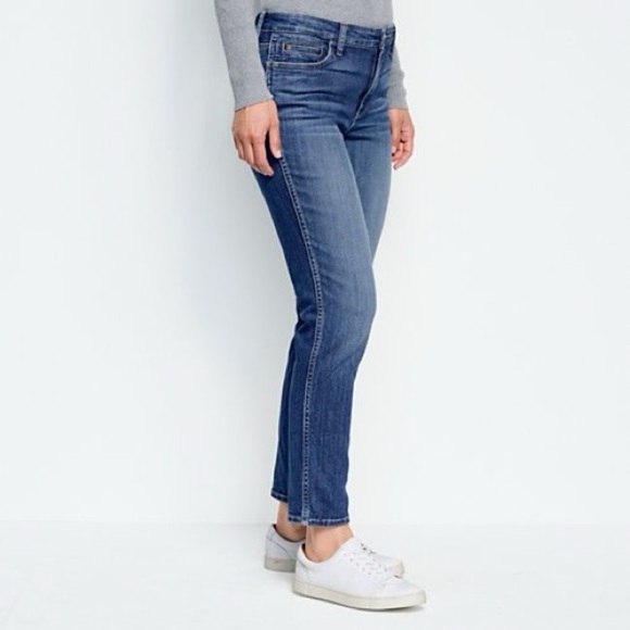 (T3) Kut from the Kloth®
Catherine High-Rise Fab Ab
Boyfriend Jeans, size 10/12 - Picture 12 of 16